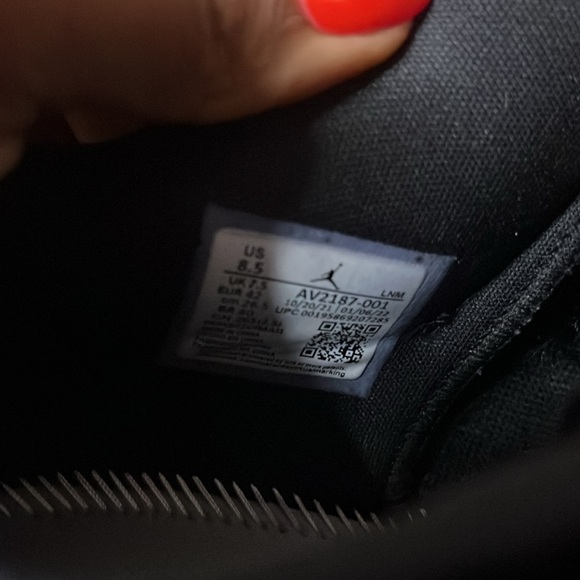 Air Jordan 11 Retro Low main image 5